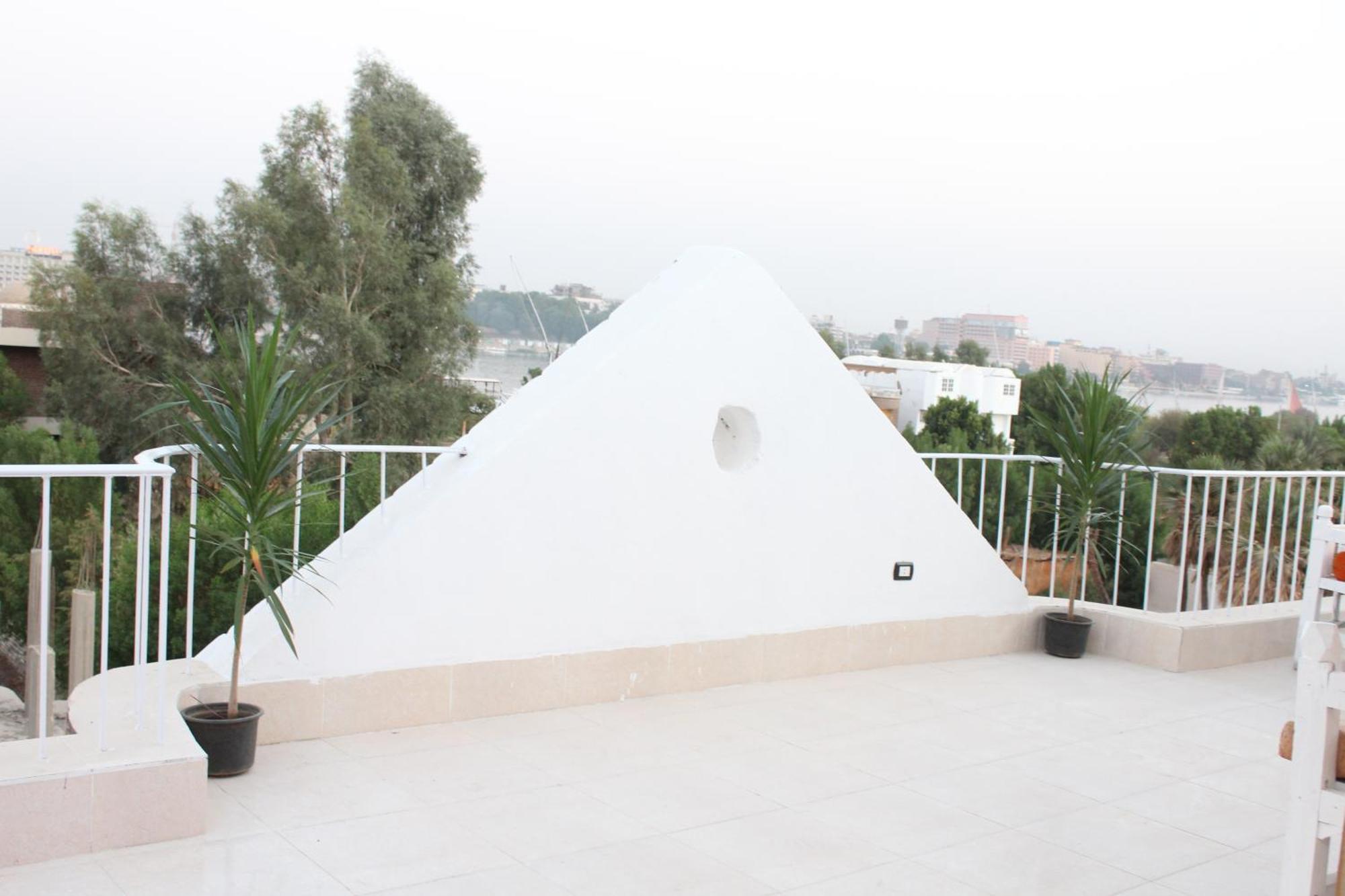 לוקסור Mama Africa Apts & Studios מראה חיצוני תמונה